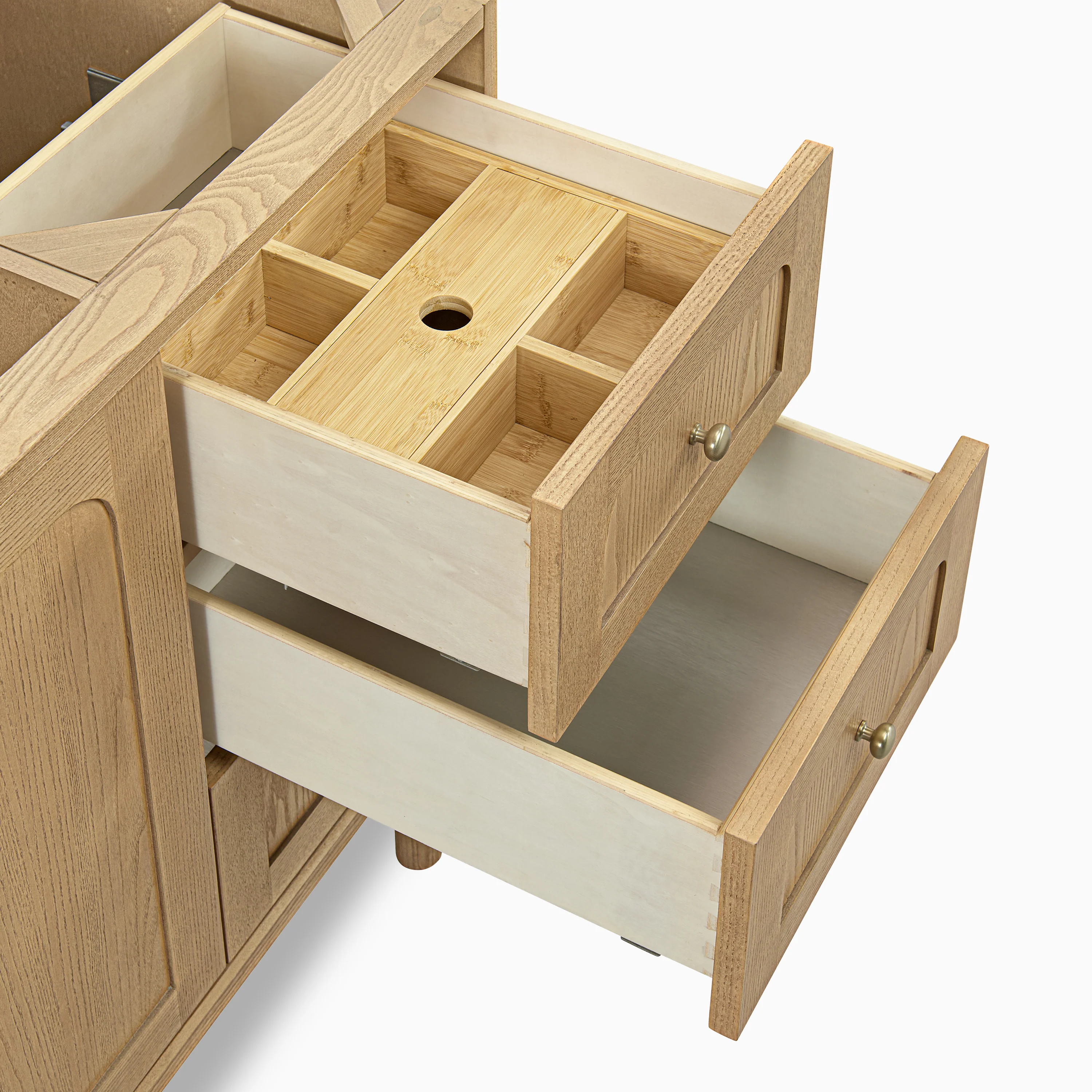 Abigail 60" Single Vanity in Light Natural Oak with 3 cm White Zeus Quartz Top - Image 6