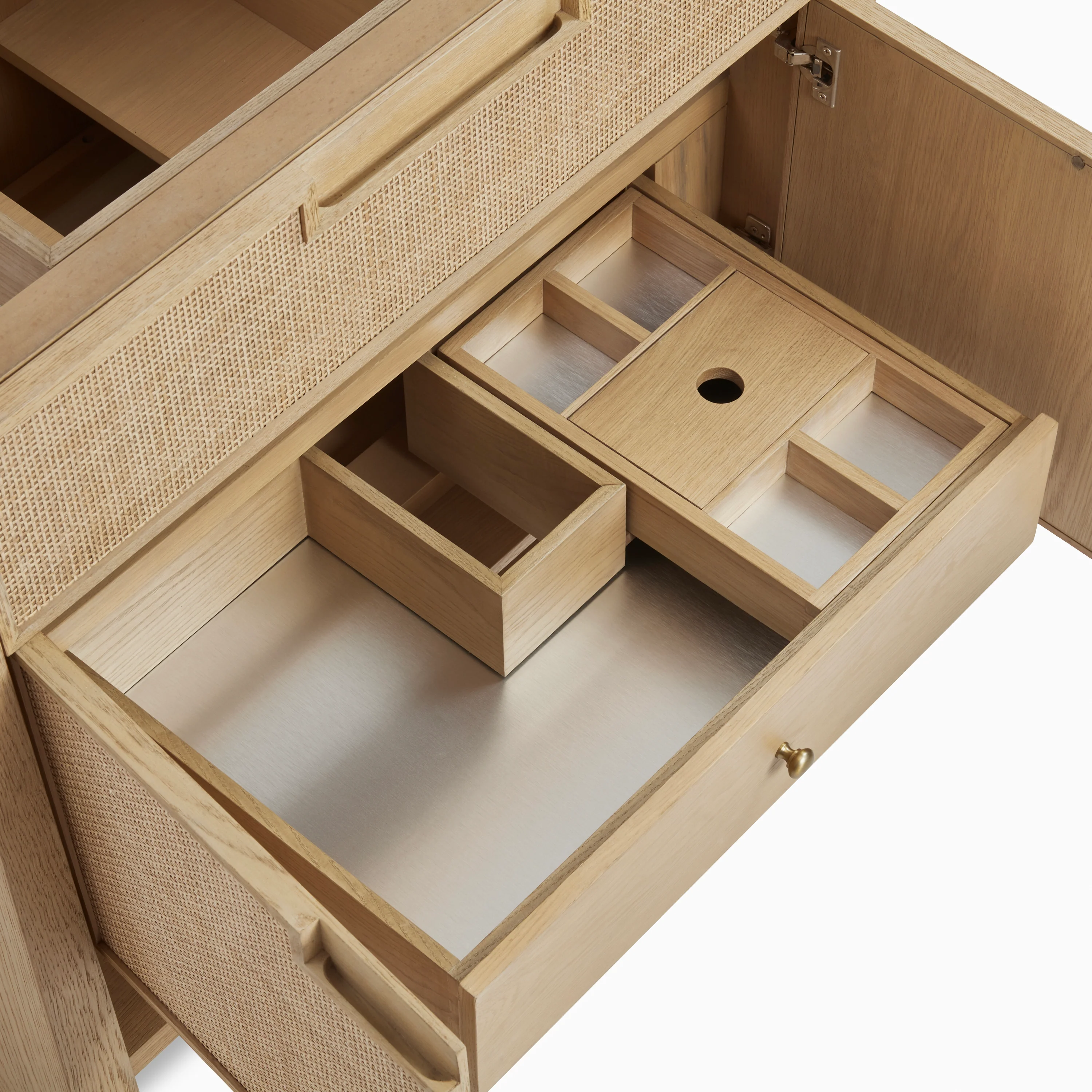 Delilah 36" Single Vanity in Seaside Oak with 3 cm White Zeus Quartz Top - Image 9