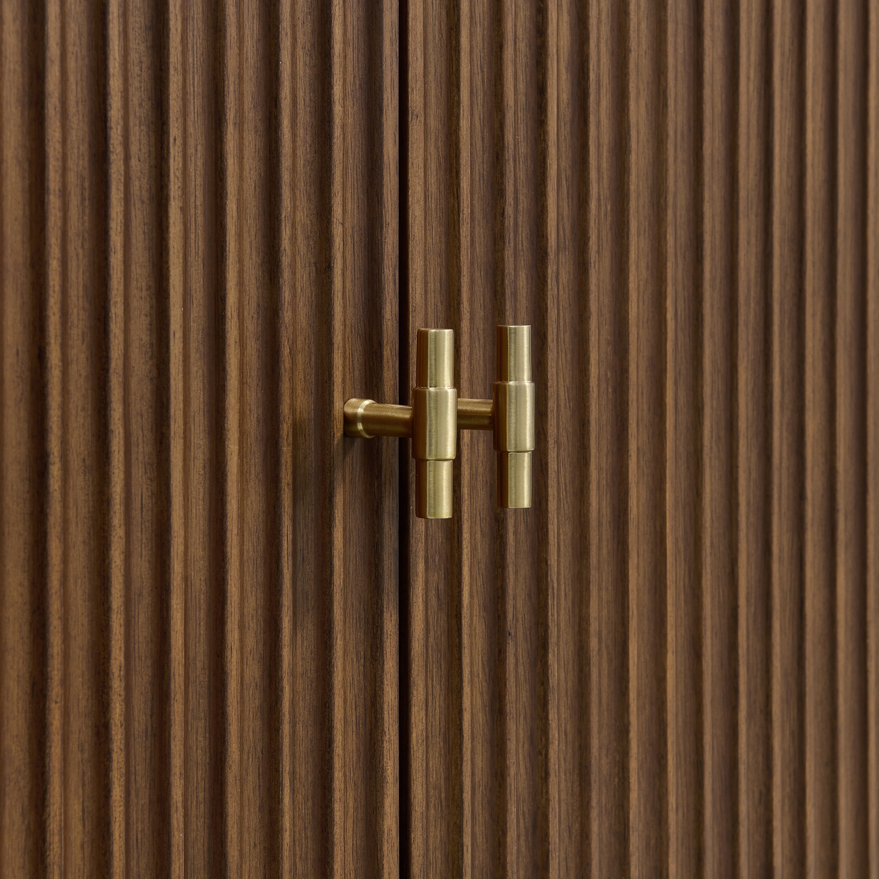 Sasha 36" Single Vanity in Mid Century Walnut with 3 cm White Zeus Quartz Top - Image 6